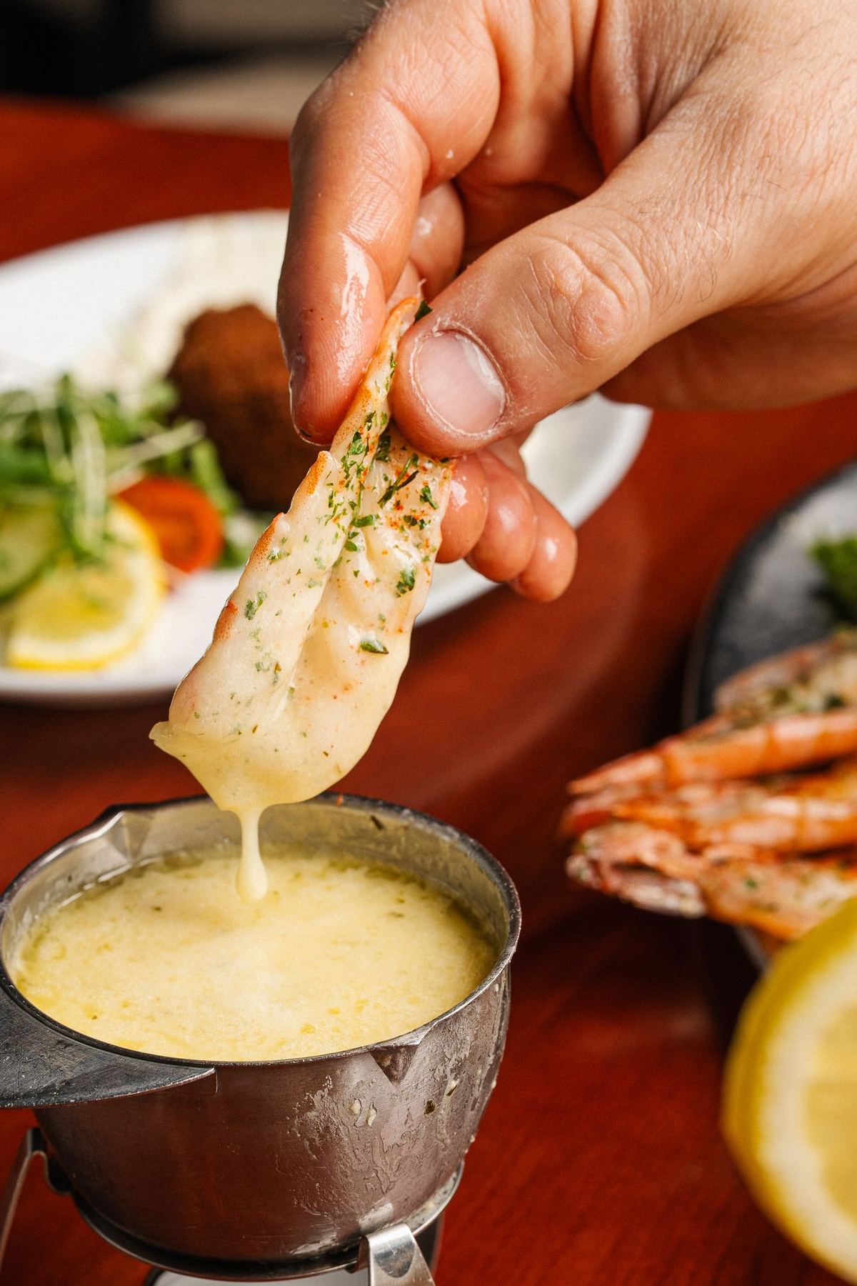 Crevette nappée de crème d’ail